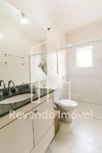 Imperdível Sobrado à Venda em São Paulo-SP, Super Quadra Morumbi - 4 Quartos, 1 Suíte, 3 B