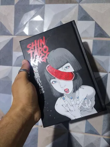 Pedacinhos + Anamorfose - Shintaro Kago 