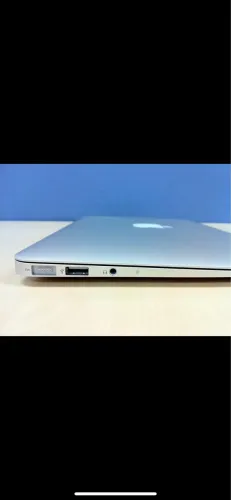 MacBook Air 11 Apple 128GB (2012) | R$750 À Vista ?