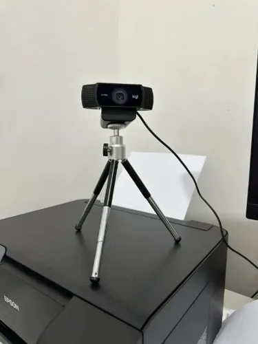 Webcam Logitech C922 Pro Stream Full HD com microfone e suporte Pronta entrega