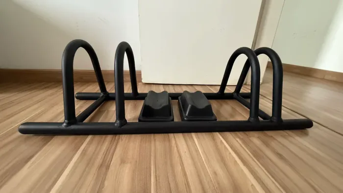 Suporte para Bicicleta + Base de Roda (PREÇO REDUZIDO PARA LIBERAR ESPAÇO)