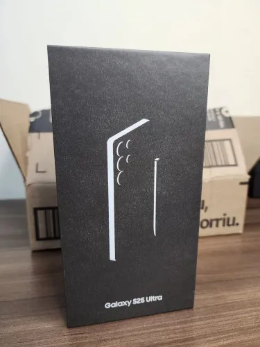 Samsung Galaxy S25 Ultra 256GB ( NÃO troco / Sem ofertas )