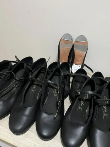 Sapatos para Sapateado - Caixa com 15 pares 