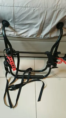 Suporte para bicicletas em ótimo estado
