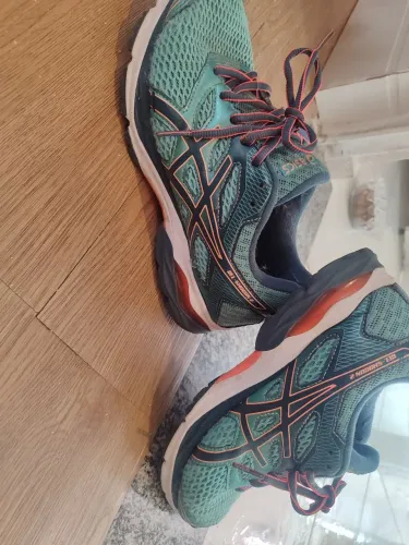 Tênis Asics n36/37