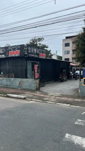 Moto peças, oficina e lavação automotiva