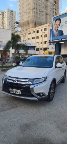 Mitsubishi Outlander 2.0 16V 160cv Aut. 2016