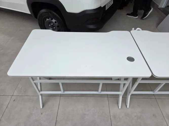 Mesa Escritório Gamer Estudos com Estrutura em Metal Robusta e Tampo MDF