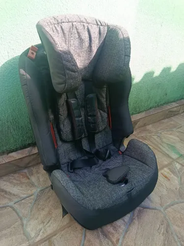 Cadeirinha de criança
