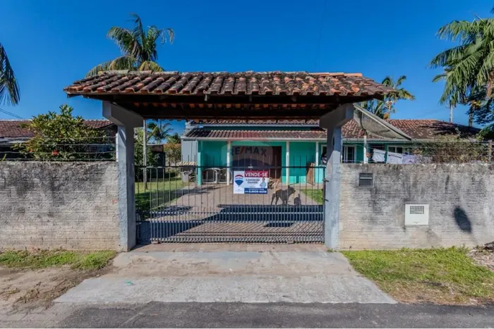 Terreno Espaçoso em Tijucas - 1.408m² no Sul do Rio!