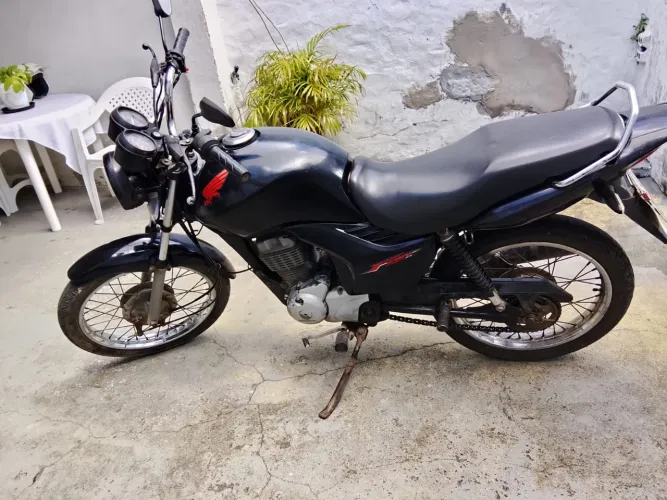 Cg 125 com partida 2011