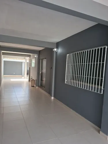 Vendo prédio dois pavimentos independentes, duas casas.