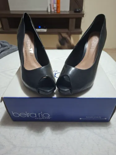Sapato Modelo Peep Too Tam 38