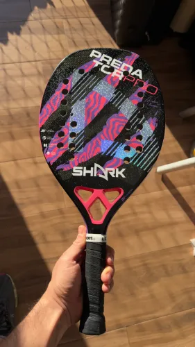 Raquete Beach Tennis Shark Predator Pro Carbono 3K - Estado de Nova