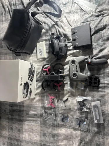 DJI AVATA 2 (Combo Fly More) + CONTROLE FPV 3 + Filtros ND