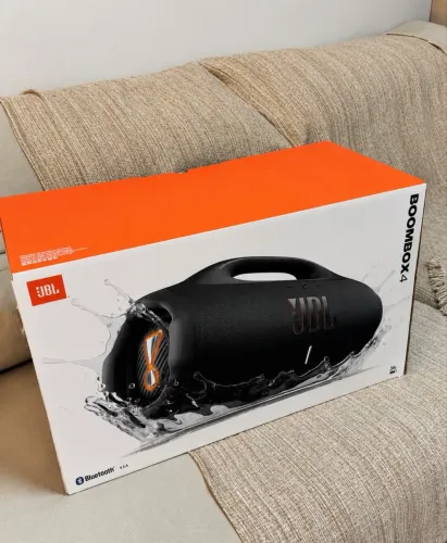 JBL BOOMbox 4