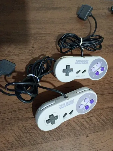 Par de Controles Originais Super Nintendo ( SNES)