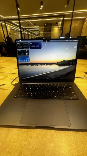MacBook Air M3 15? 512gb
