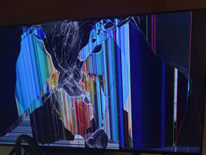 Tv para retirada de peças