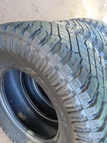 3 pneus 35x12 50r17 Atturo