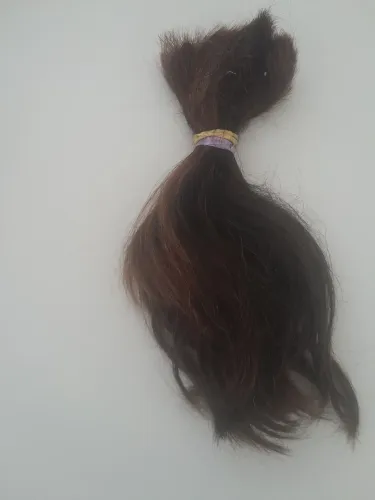 Vendo cabelo natural com luzes , sem quimica de progressiva. 26 centimetros.