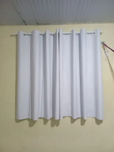 Cortinas black-out 2.80x 1.50 60 00. Persianas rolo black-out 350 00
