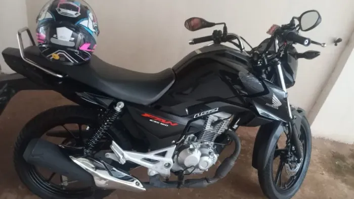 VENDO HONDA FAN 160 2025
