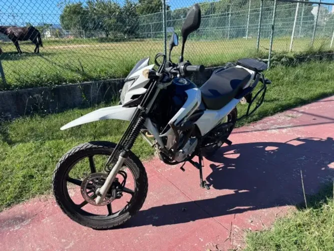 Bros 160 2022 pra vender hoje