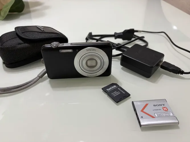 CÂMERA CYBERSHOT DSC-W710