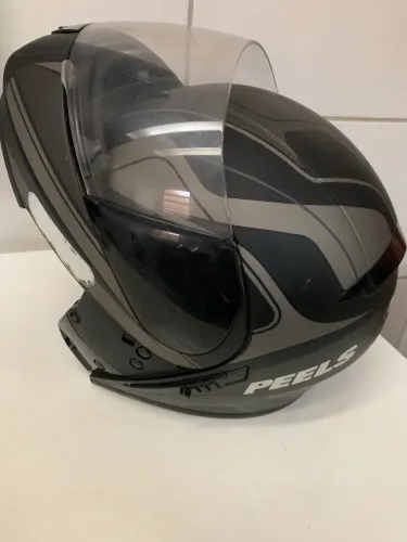Vendo capacete peels 350 reais semi novo