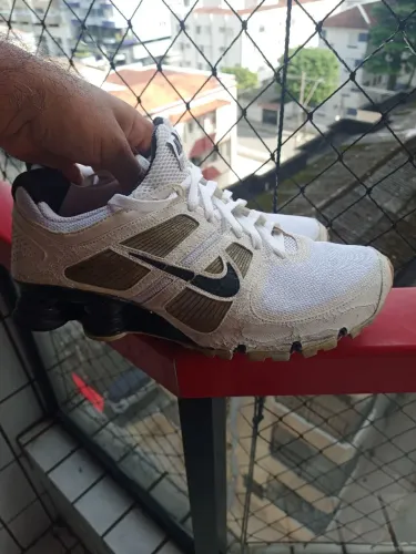 Tênis Nike Shox 11 turbo n42