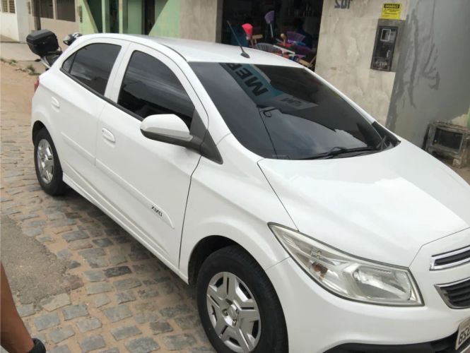 Imagem de Chevrolet Onix Hatch LT 1.0 8V Flex Power Mec. 4P 2013