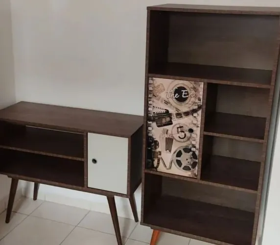 Rack + Estante retrô com pé palito | Excelente Estado | Estilo moderno