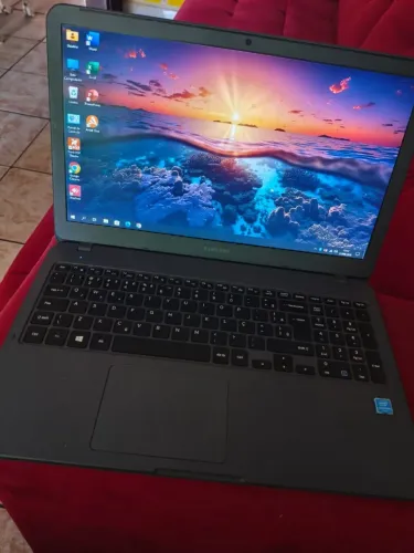 Notebook Samsung Essentials
