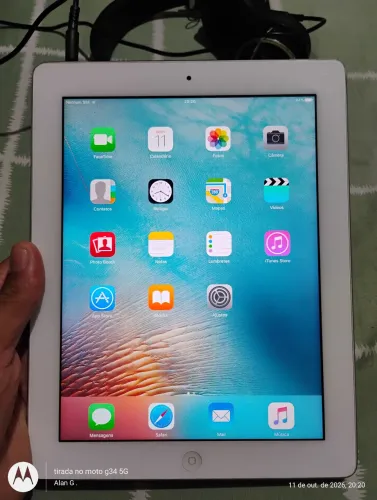 iPad 3 Geração 32 gb em ótimo estado ! Acompanha cabo