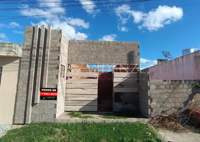 Casa EM CONSTRUÇÃO à Venda no bairro Porto em Itabaiana