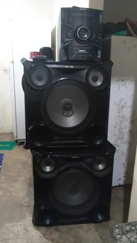 ? VENDE-SE DUAS CAIXAS DE SOM SAMSUNG! ?