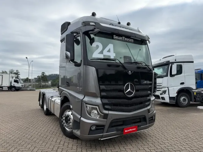 Mercedes-Benz New Actros 2548 LS | Selectrucks.
