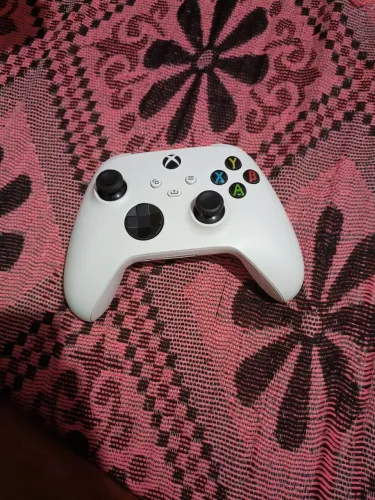 Vendendo meu controle Xbox série s senovo