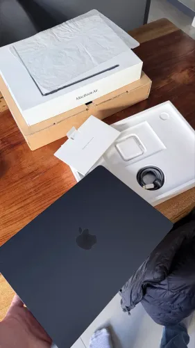 Macbook m4 com 10 ciclos