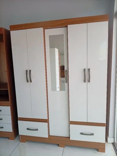 guarda roupa 