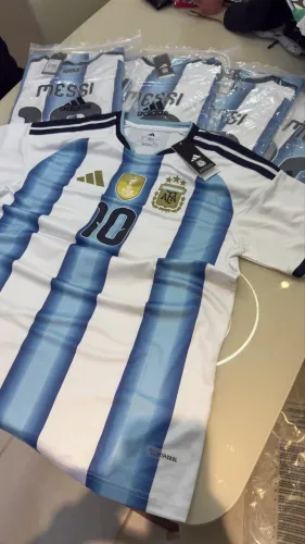 Camisa Argentina Home Messi 10 26/27