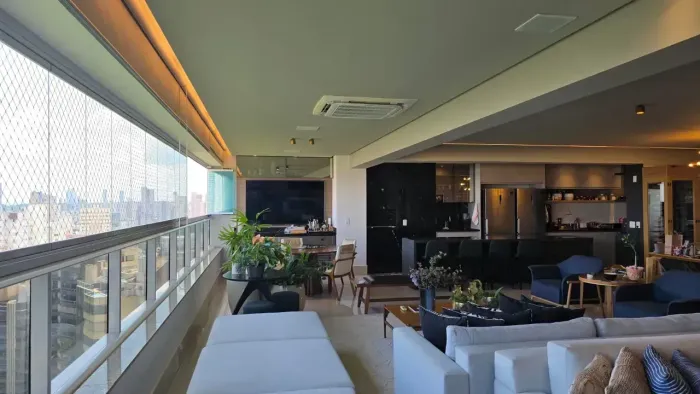 Apartamento mobiliado e decorado 4 suítes e 4 vagas de garagens no Setor Oeste Goiânia-GO