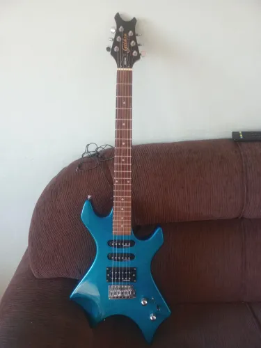 Vendo Guitarra Golden Gmap 556 ou troco em notebook