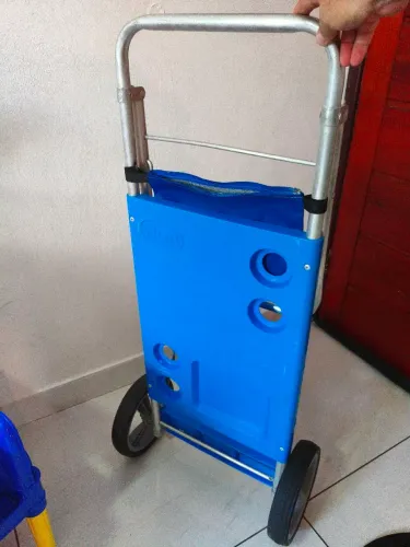 Carrinho de praia para cadeiras e cooler