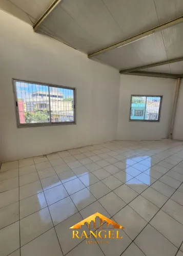 ALUGO LOJA BARREIRO (CENTRO COMERCIAL)