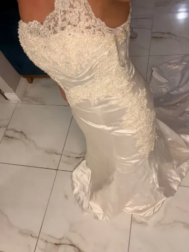 Vendo Vestido de noiva parcelamos.no cartão em ate 6x