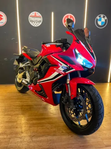HONDA CBR 650 R 2021 IMPECÁVEL