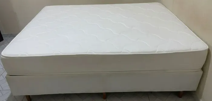 CAMA BOX + COLCHÃO - Otimo estado