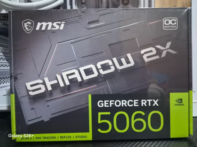 RTX 5060 8GB Lacrada, Pego Placa Inferior.